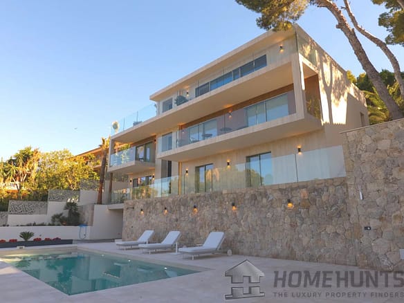 4 Bedroom Villa/House in Santa Ponsa 14