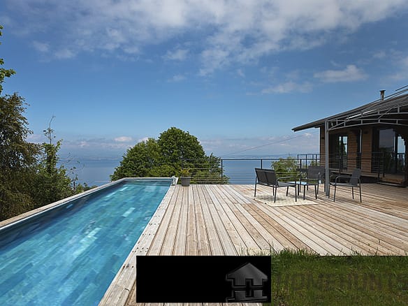 4 Bedroom Chalet in Evian Les Bains 20