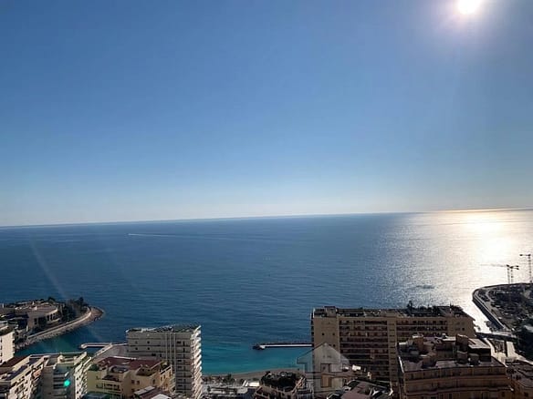 2 Bedroom Apartment in Monaco 10