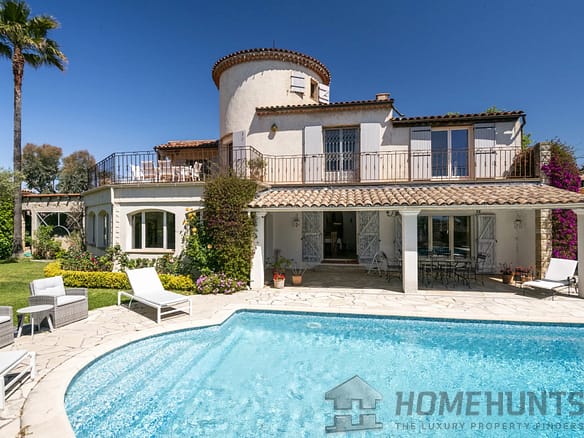 5 Bedroom Villa/House in Antibes 26