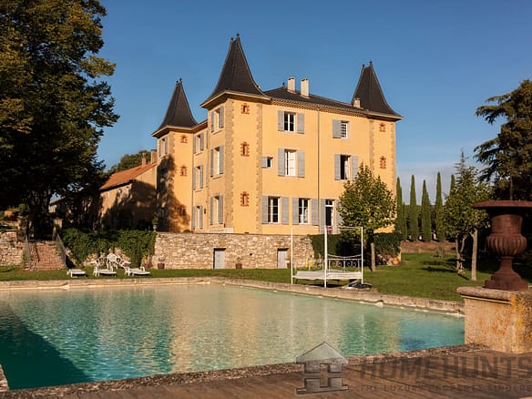 15 Bedroom Castle/Estates in Aix En Provence 26