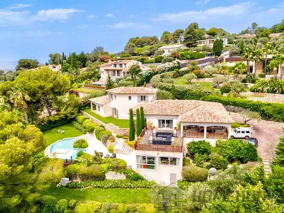 6 Bedroom Villa/House in Mougins 18