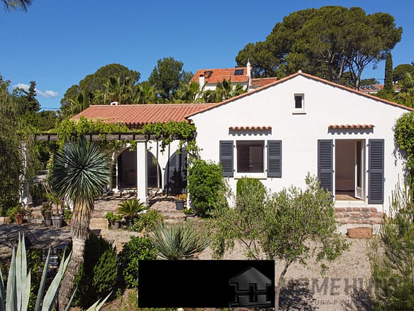 4 Bedroom Villa/House in St Raphael 14