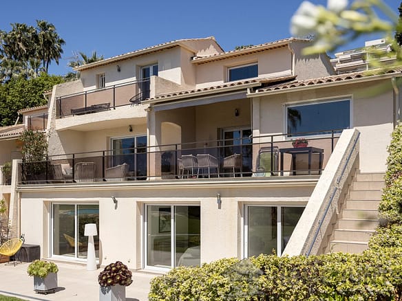 4 Bedroom Villa/House in Cannes 22