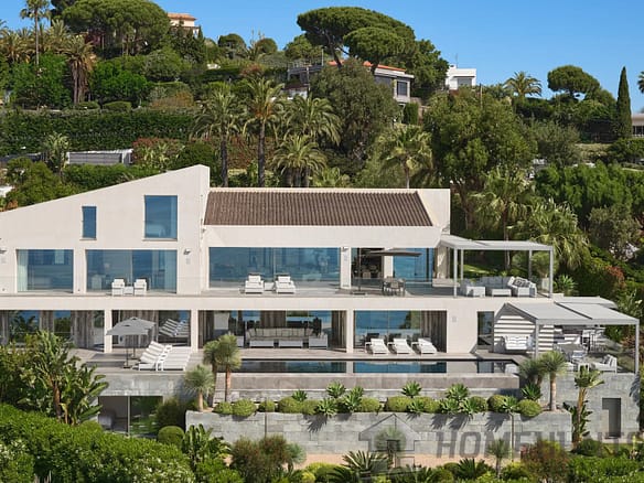 10 Bedroom Villa/House in Cannes 8