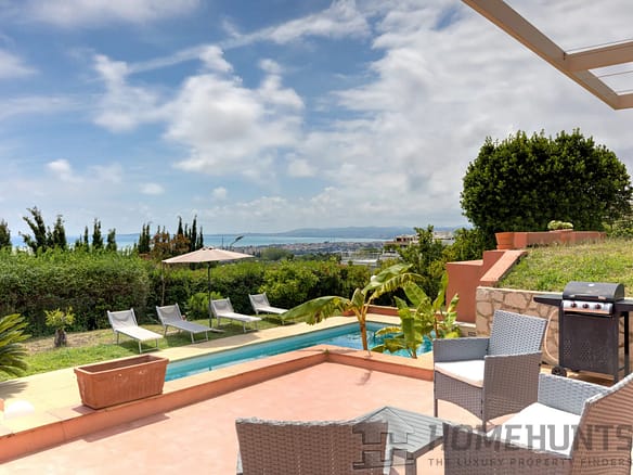 4 Bedroom Villa/House in Nice 12