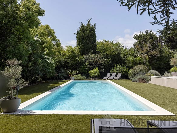 4 Bedroom Villa/House in Antibes 6