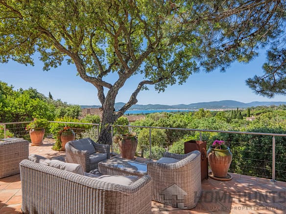 4 Bedroom Villa/House in Grimaud 34