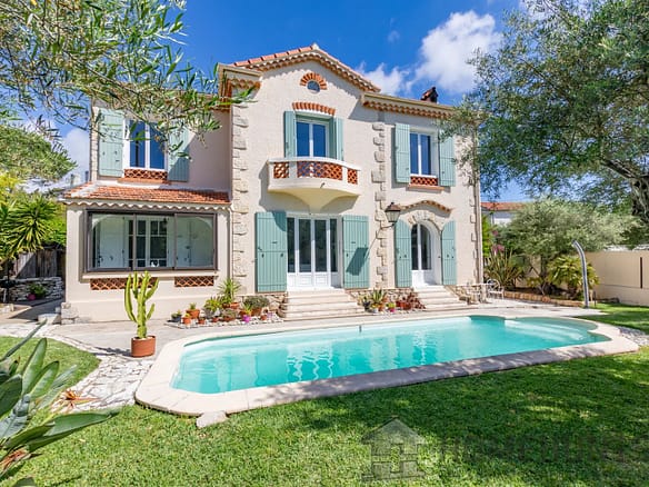 4 Bedroom Villa/House in Antibes 18