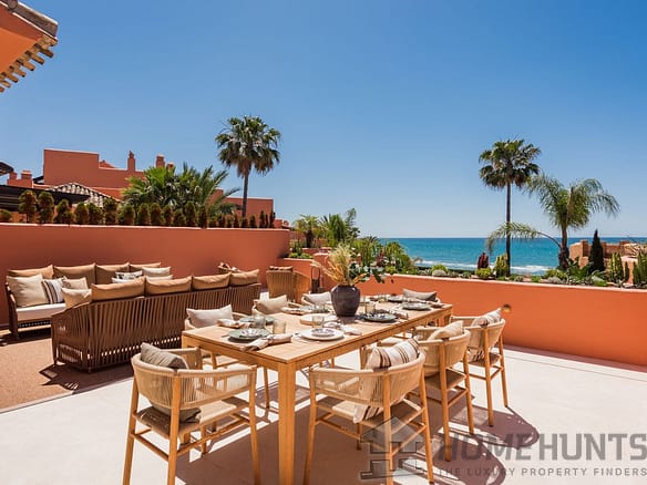 4 Bedroom Apartment in Marbella 10