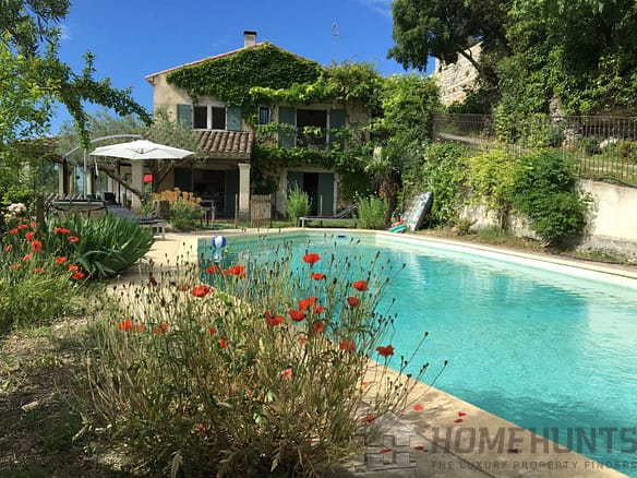 5 Bedroom Villa/House in Uzes 10