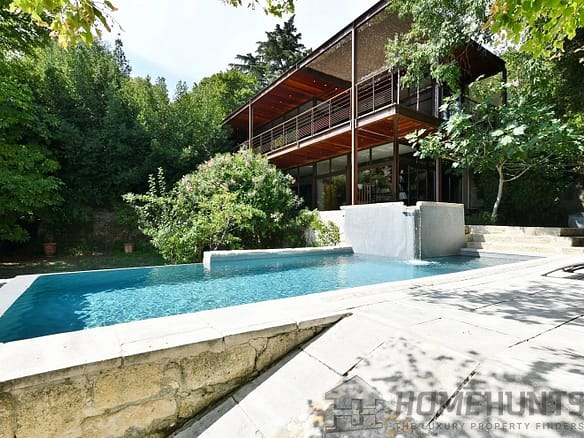 4 Bedroom Villa/House in Uzes 8