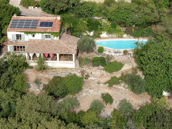 5 Bedroom Villa/House in Uzes 34