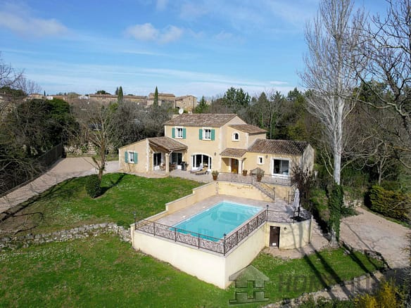 4 Bedroom Villa/House in Uzes 36