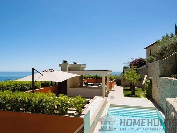 2 Bedroom Apartment in Roquebrune Cap Martin 12