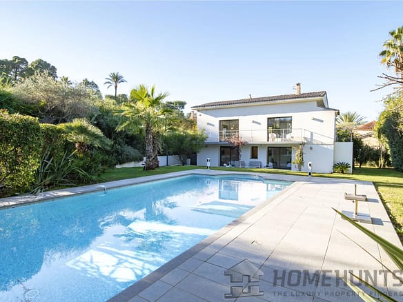 4 Bedroom Villa/House in Cap D Antibes 6