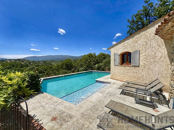 4 Bedroom Villa/House in Tourrettes 16