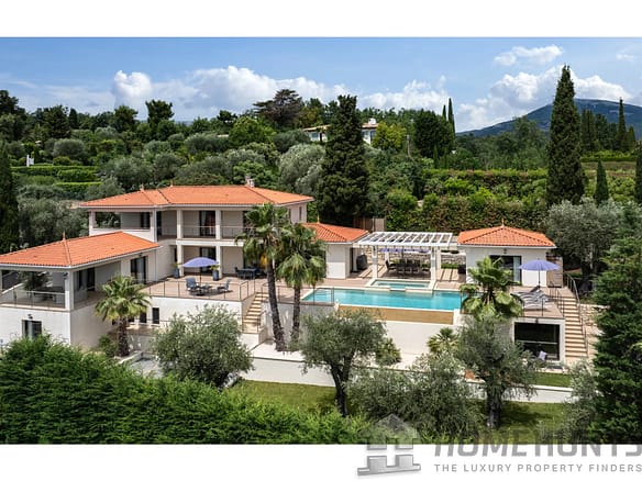 4 Bedroom Villa/House in Chateauneuf Grasse 12