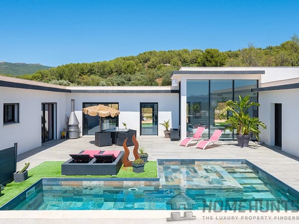 4 Bedroom Villa/House in Marseille 20