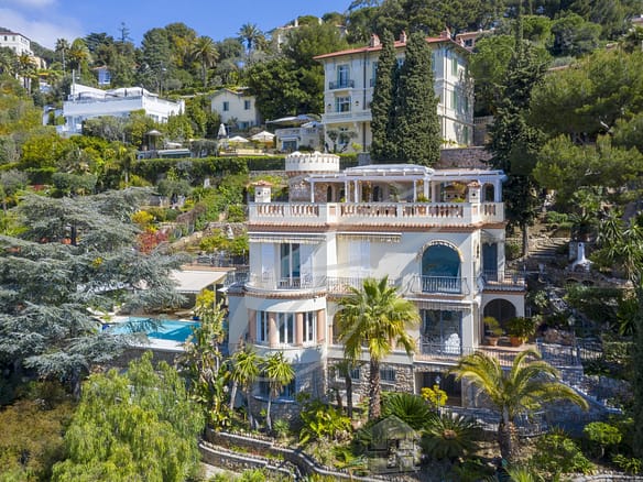 5 Bedroom Villa/House in Roquebrune Cap Martin 22