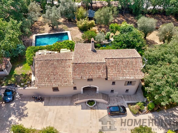 4 Bedroom Villa/House in Mougins 34