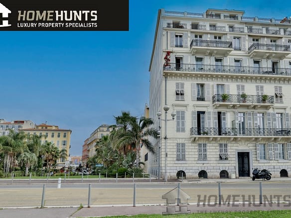 3 Bedroom Apartment in Nice 16