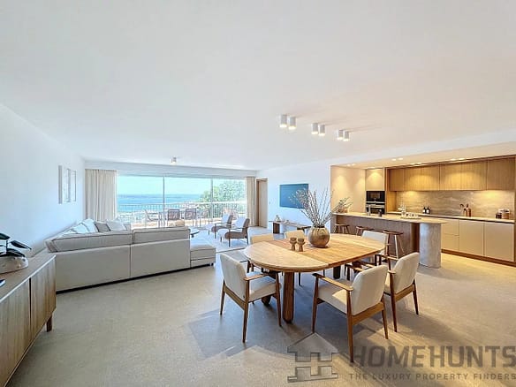 3 Bedroom Apartment in Cannes 14