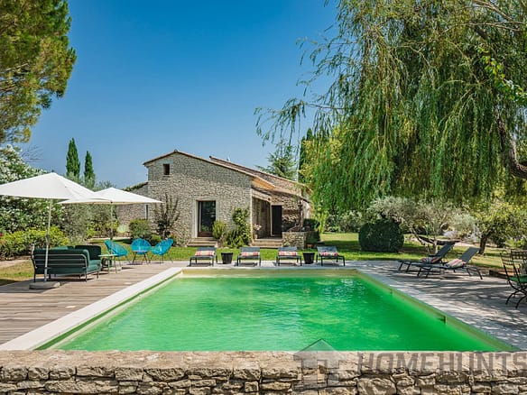 5 Bedroom Villa/House in Gordes 28