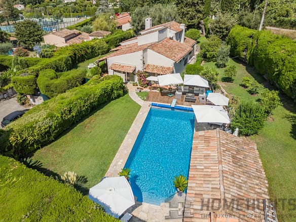 5 Bedroom Villa/House in Mougins 24