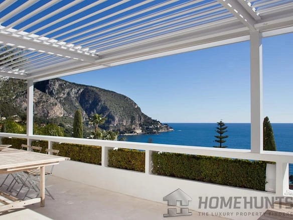 4 Bedroom Villa/House in Eze 2