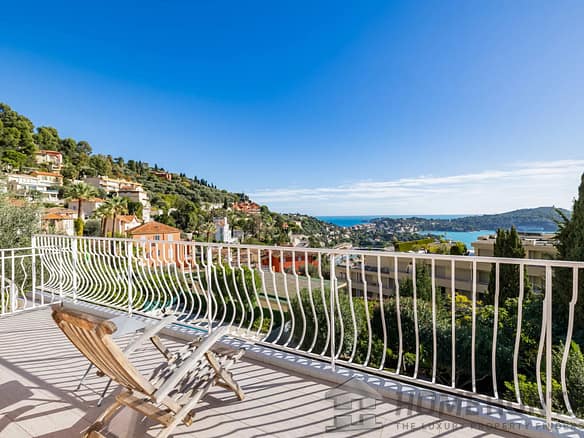 4 Bedroom Villa/House in Villefranche Sur Mer 6