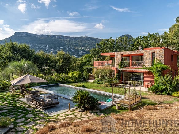 4 Bedroom Villa/House in Vence 12