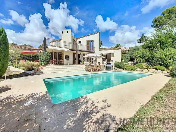 3 Bedroom Villa/House in Valbonne 4