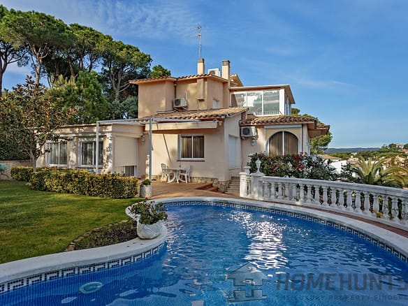 7 Bedroom Villa/House in Platja D’aro 24