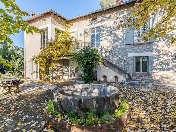 4 Bedroom Villa/House in Mougins 2