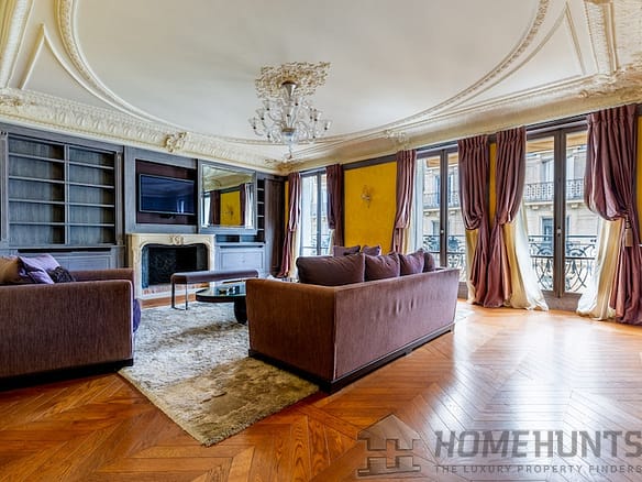 2 Bedroom Apartment in Paris 8th (Golden Triangle - Parc Monceau) 22