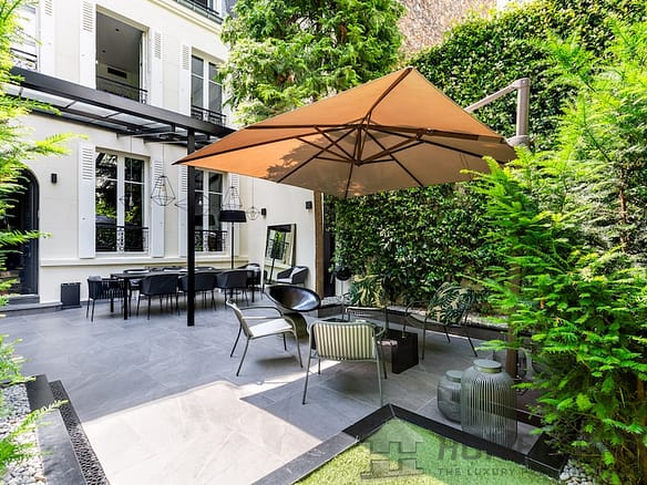 5 Bedroom Villa/House in Paris 17th (Monceau - Batignolles -Ternes) 8