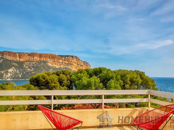 6 Bedroom Villa/House in Cassis 4