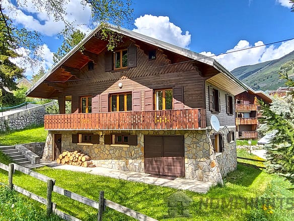 6 Bedroom Chalet in Les Deux Alpes 26