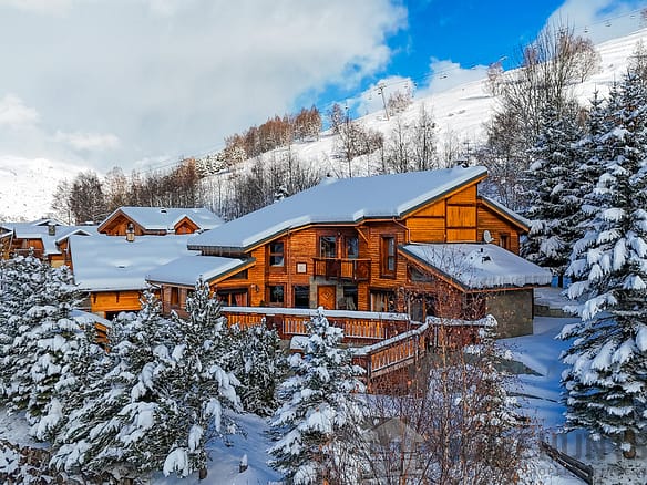 6 Bedroom Chalet in Les Deux Alpes 16