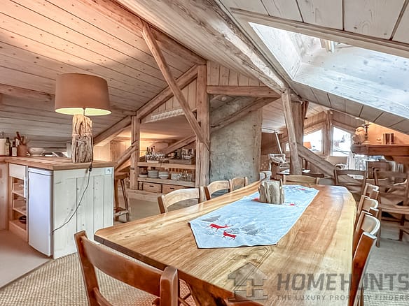 3 Bedroom Chalet in Courchevel 5