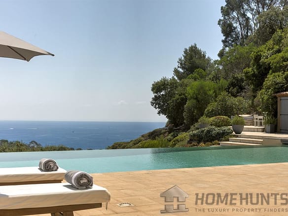 6 Bedroom Villa/House in Cannes 12