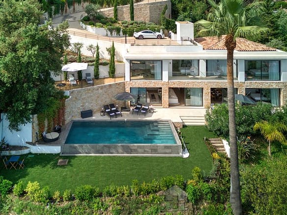 4 Bedroom Villa/House in Cannes 14