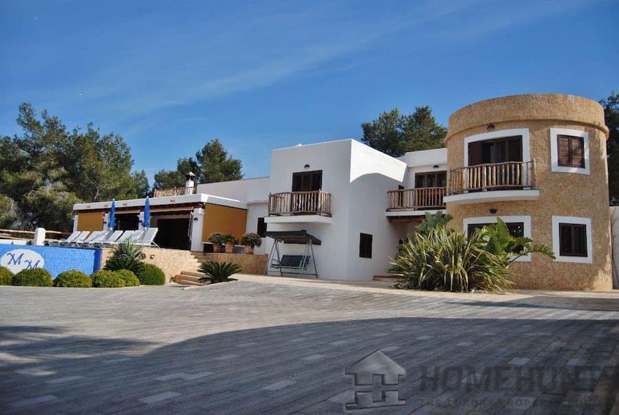 6 Bedroom Villa/House in Sant Josep De Sa Talaia 3