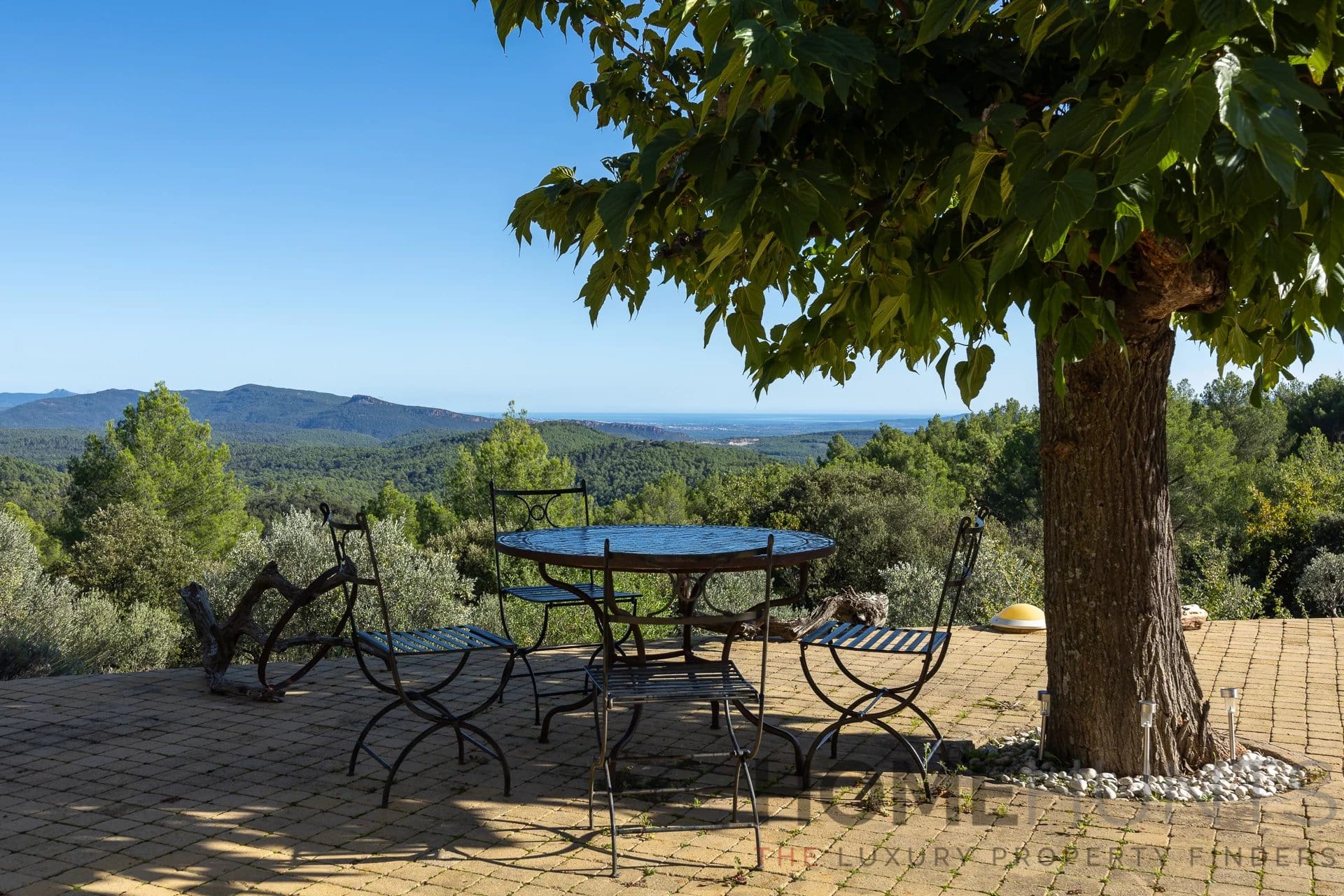 Villa/House For Sale in Figanieres HH15559388