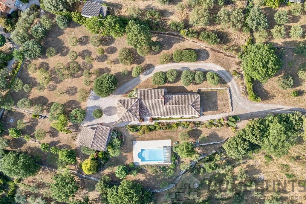 3 Bedroom Villa/House in Cotignac 9