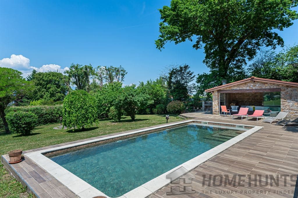 4 Bedroom Villa/House in Nernier 8