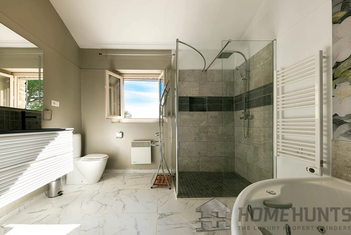 property_HH-15638543-18