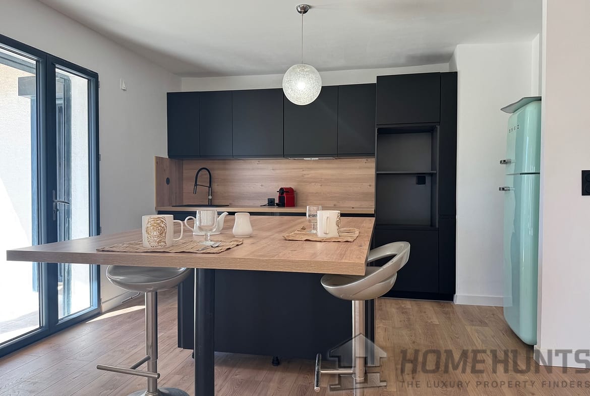 property_HH-15914400-8