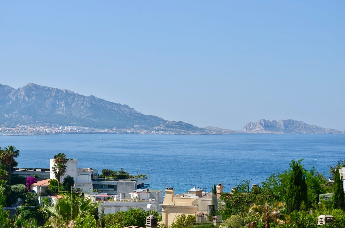 4 Bedroom Villa/House in Marseille 11